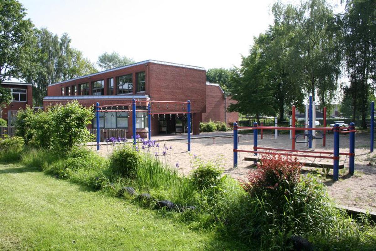  Gebäude A - Verwaltung - ehemals Astrid-Lindgren-Schule